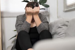 The Most Common Signs of Addiction in Women